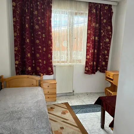 гаджо Gadjo Pensión Bansko